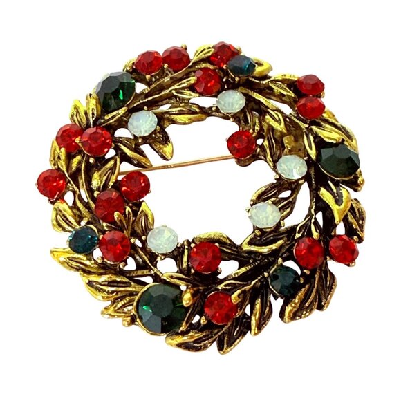 Vintage Christmas Wreath Brooch Pin Gold Tone Rhinestone Holiday Outfit Gift - Picture 2 of 15